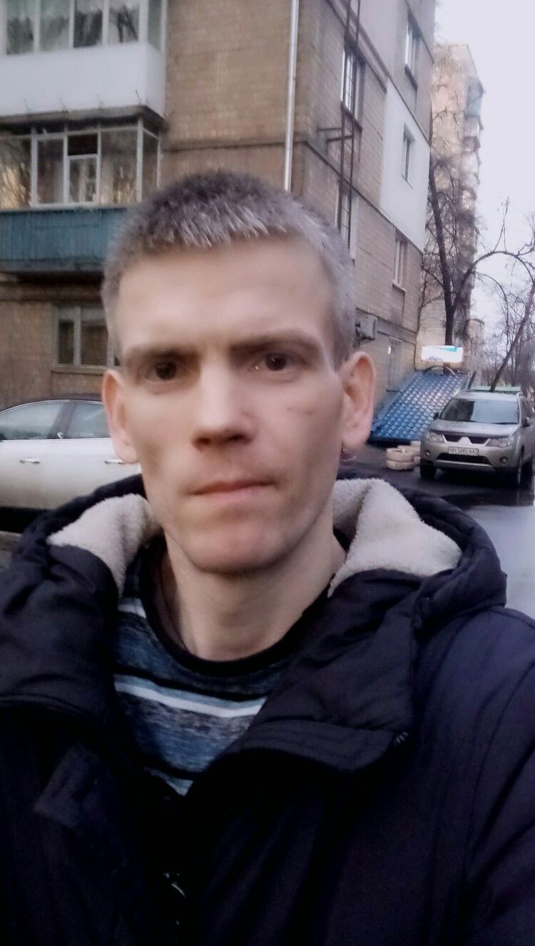  48041378  , 41 ,    