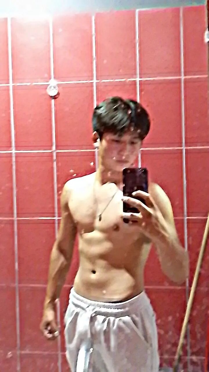  35215638  Kim Je San, 22 ,    Sakarya