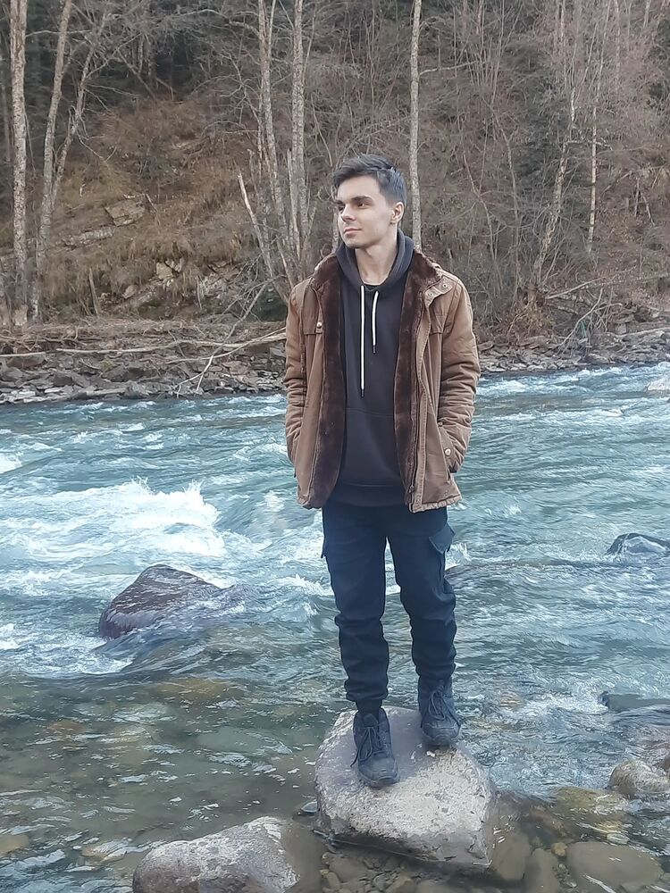  ,   Dima, 22 ,   ,   