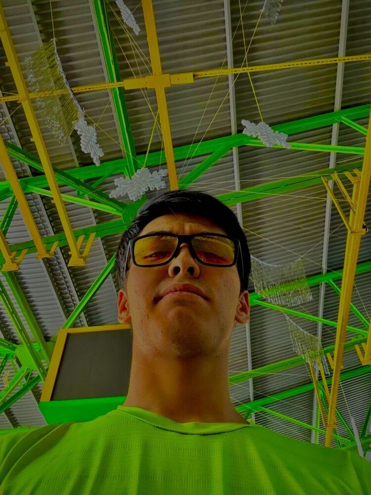  44640898  Muzaffar, 20 ,    