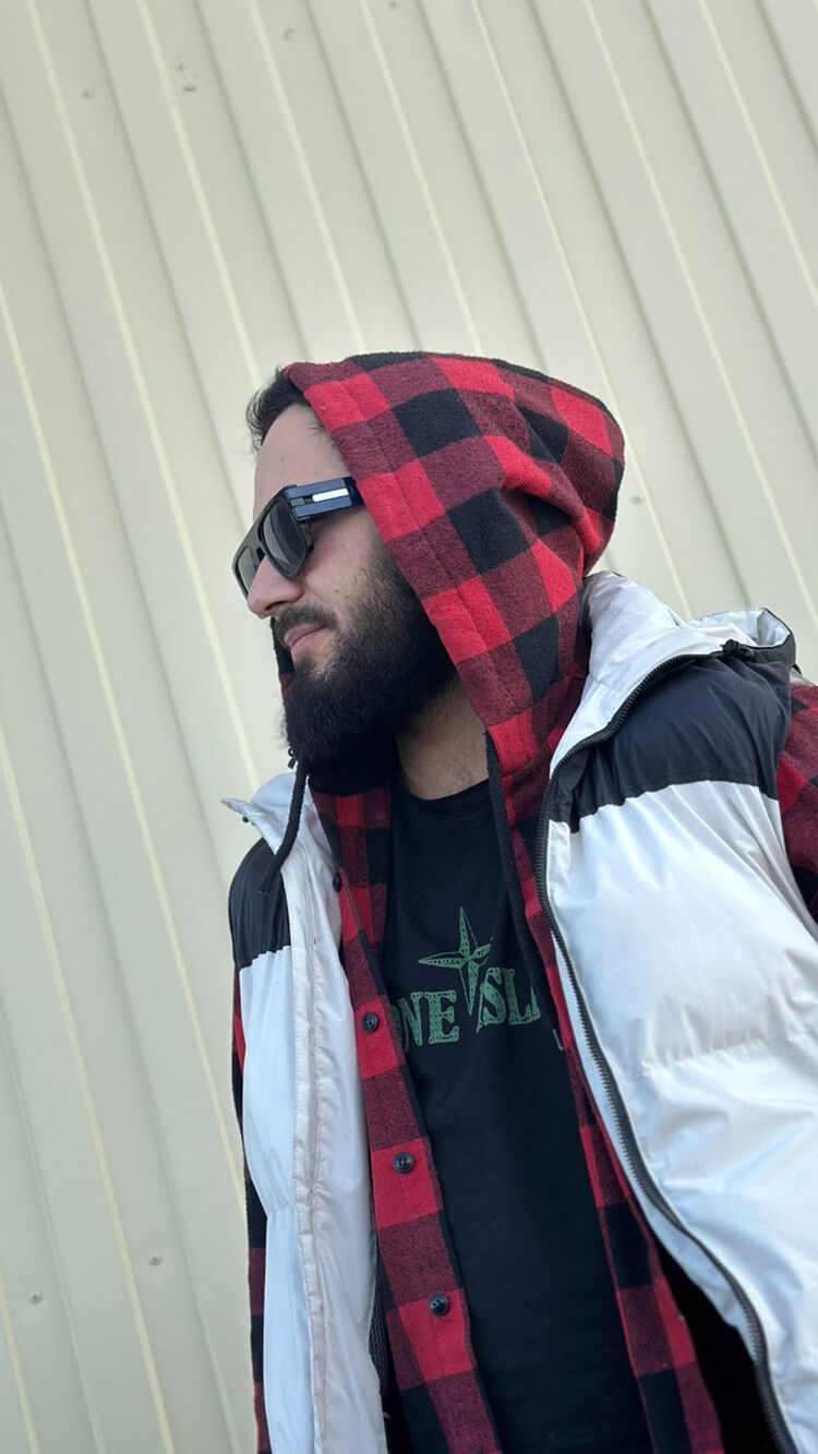  ,   Virgil, 26 ,   ,   , c 