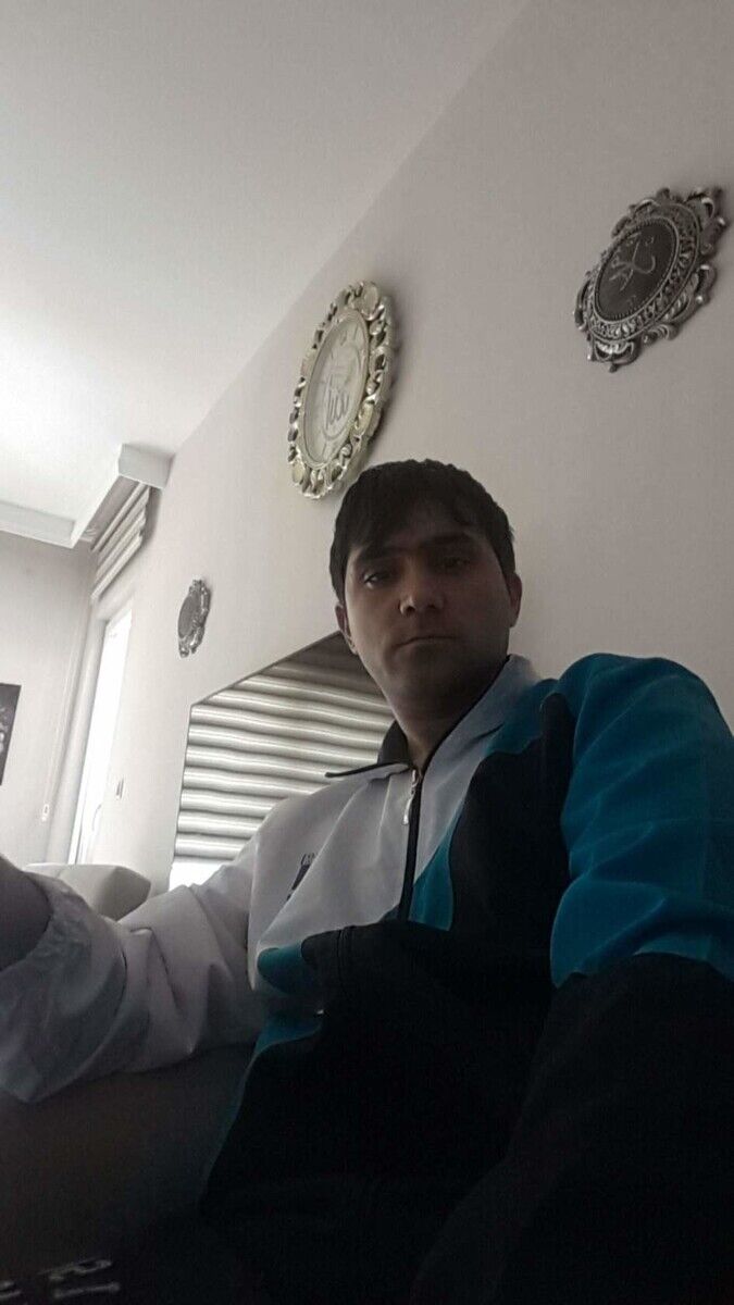  20714628  , 37 ,    