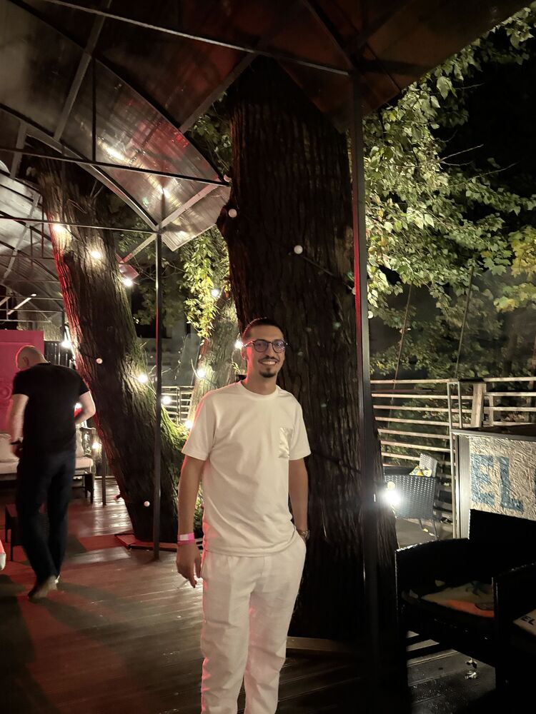 ���� 55001548 ����� Anass, 24 ����, ���� ���������� � Frankfurt Am Main