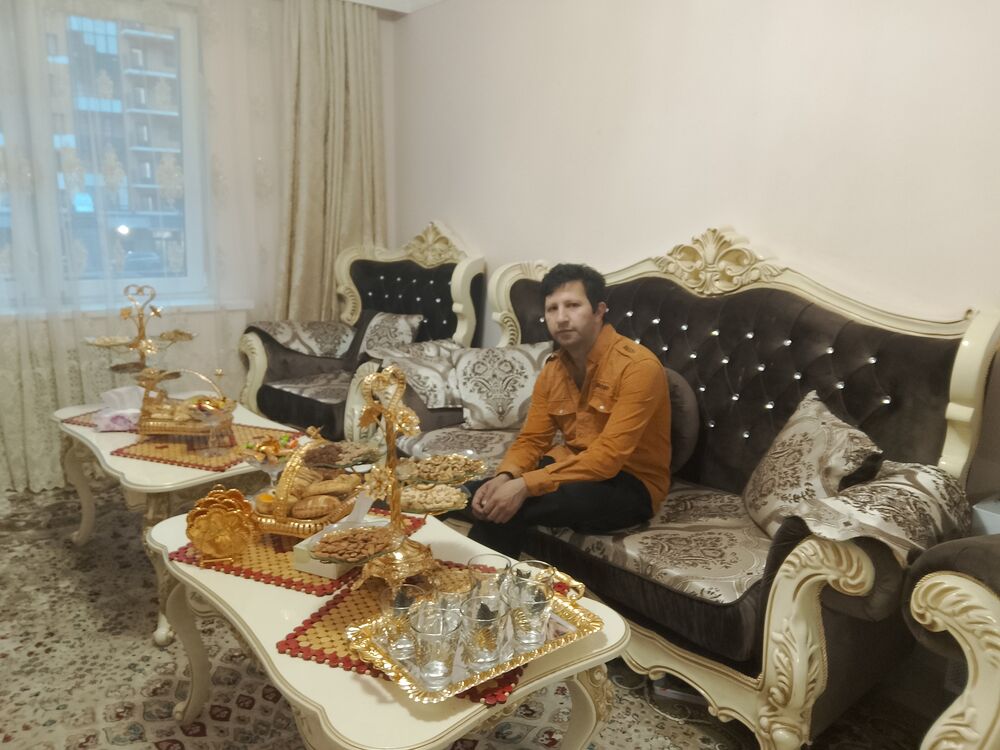  54380168  , 34 ,    -