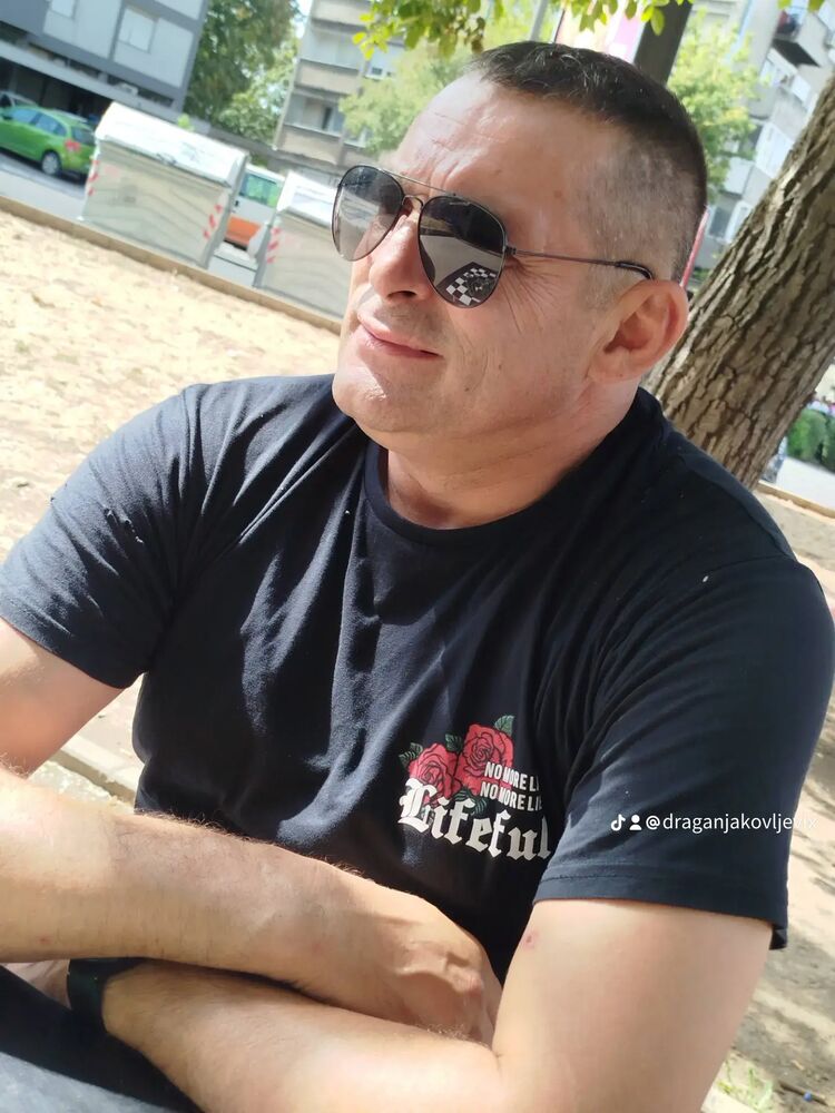  ,   Dragan, 46 ,   ,   , 