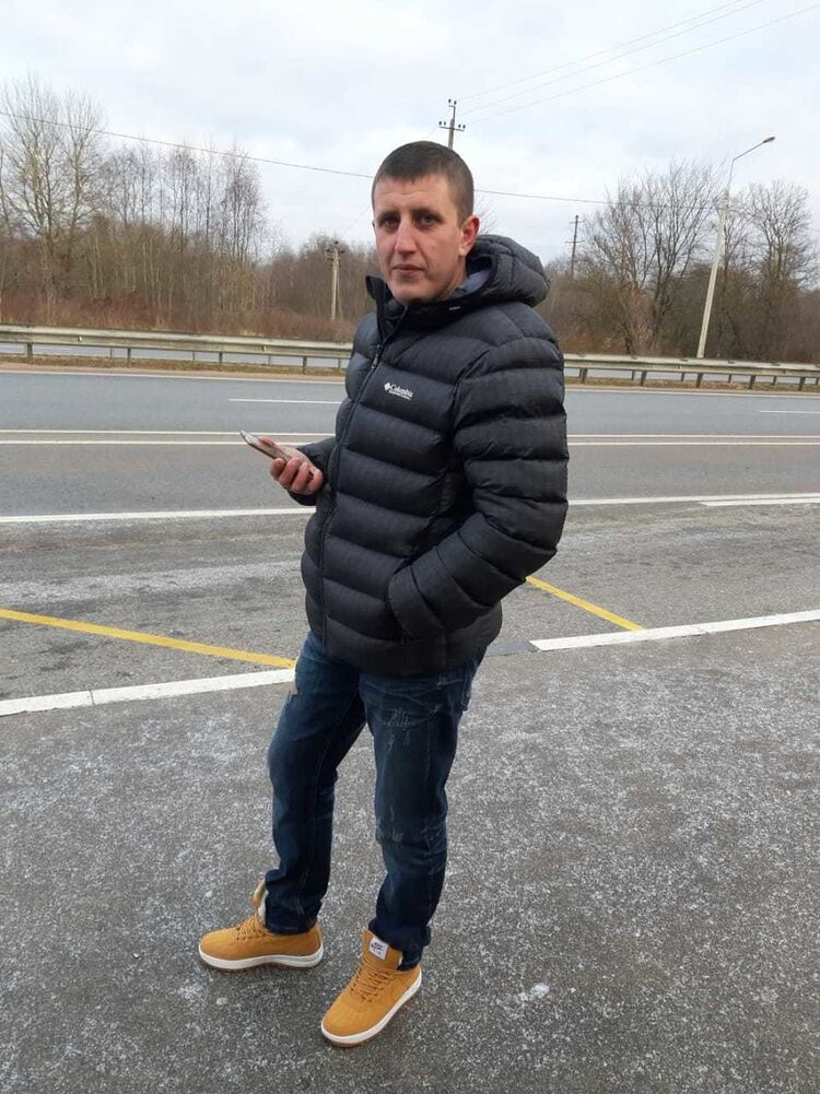  18746538  , 34 ,    