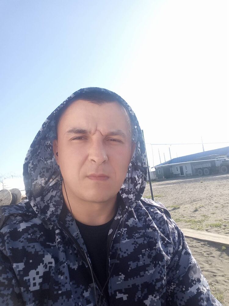  25039468  , 38 ,    