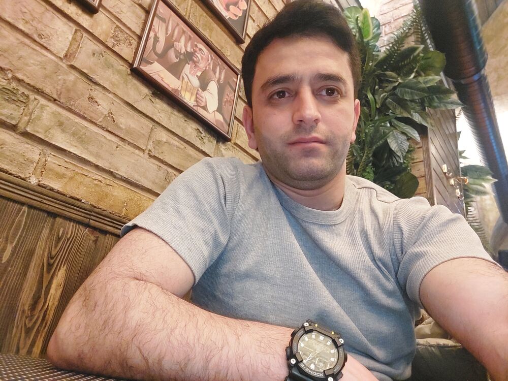  ,   Yalcin, 35 ,   ,   