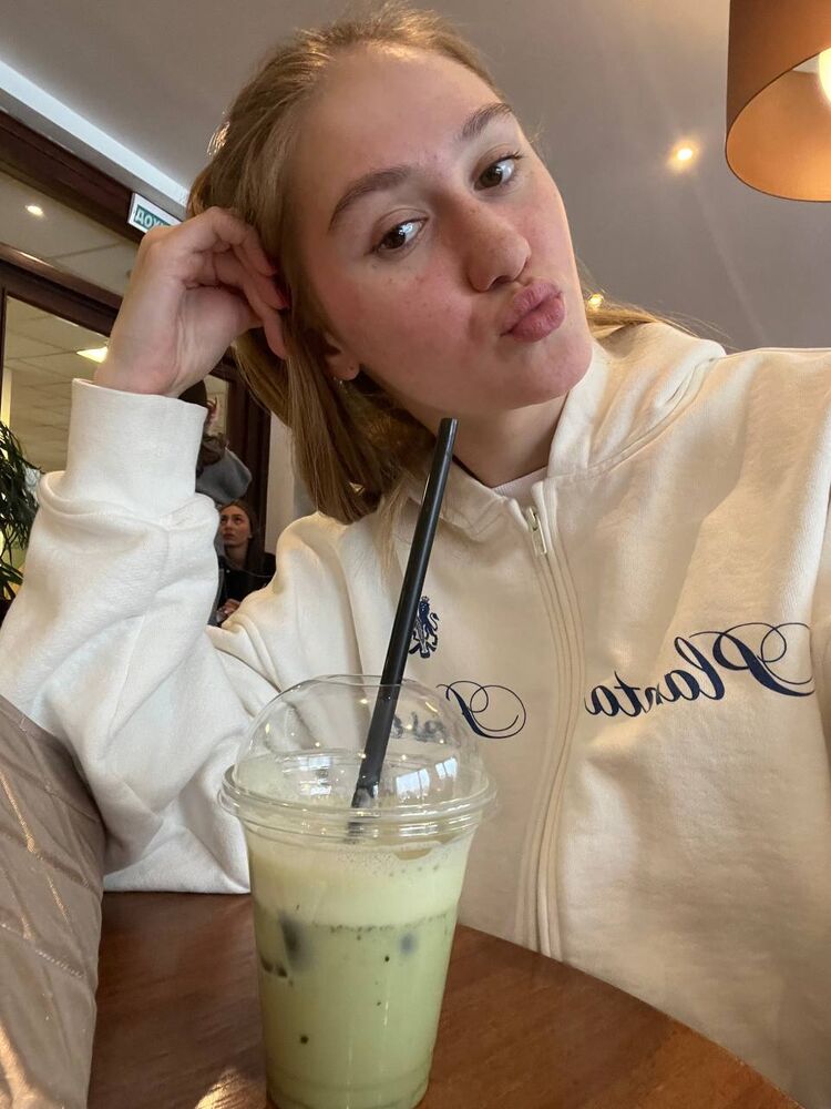  43566628  , 30 ,    -