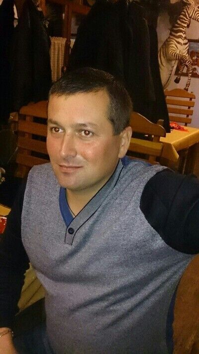  20898308  Teodor, 39 ,    