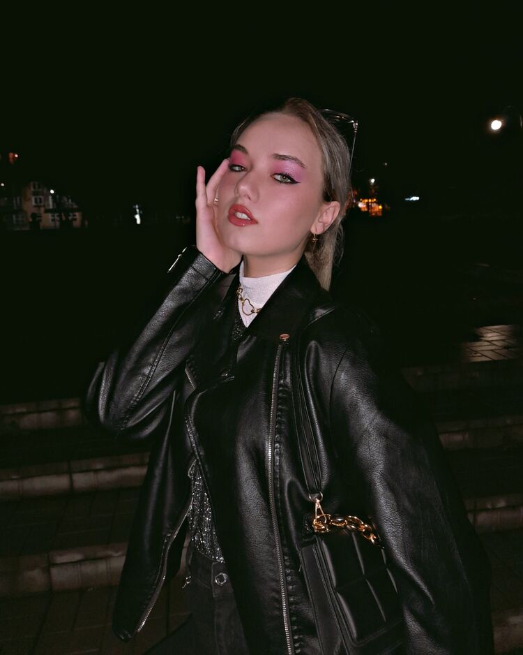  ,   , 21 ,   ,   