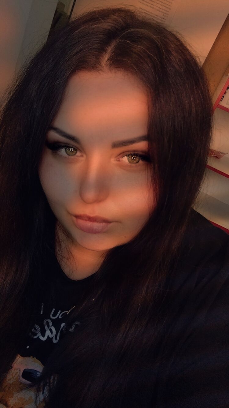  54309008  Maria, 34 ,    Deleted