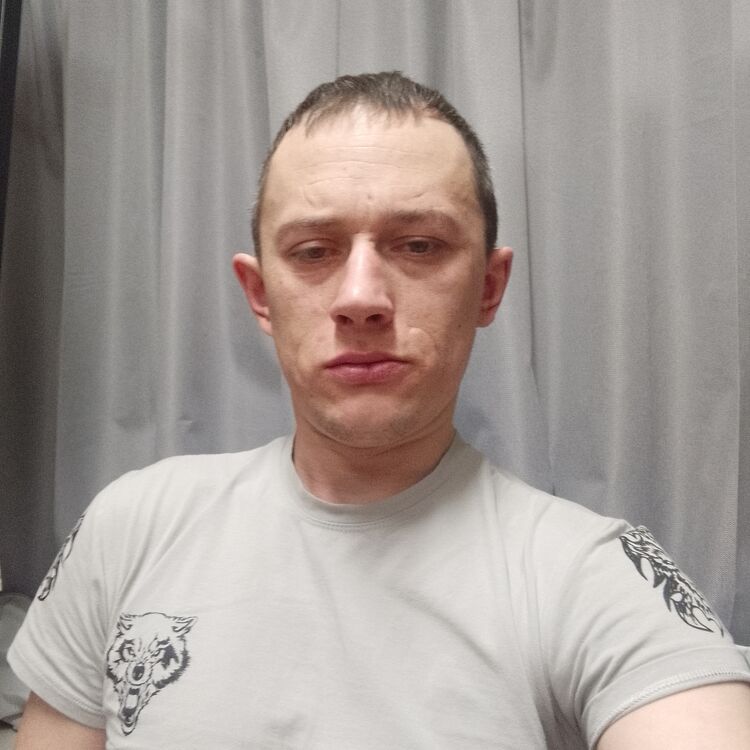  48845878  , 33 ,    