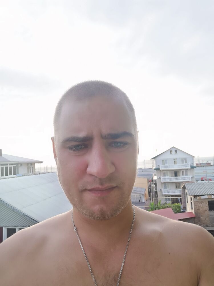  24035558  , 33 ,    
