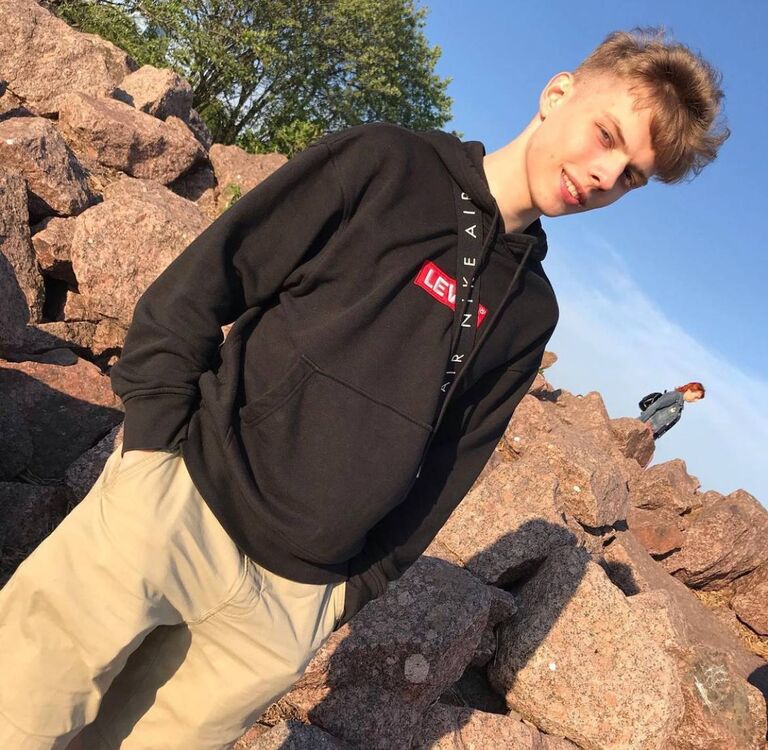 ���� 26394748 ����� Uldick, 22 ����, ���� ���������� � �����-����������