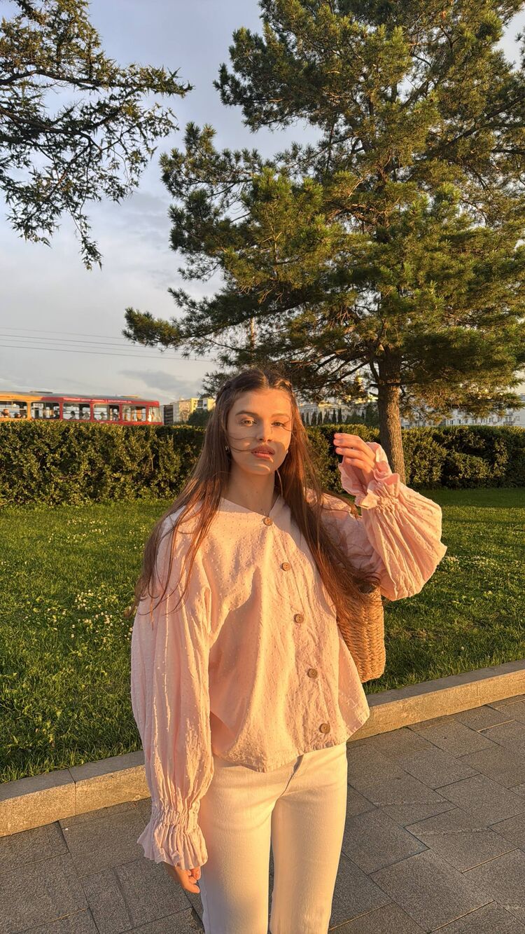  53311828  Diana, 30 ,    