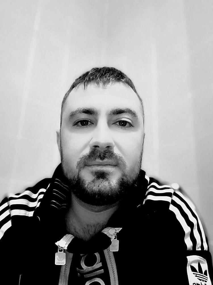  18828078  Ghena, 34 ,    