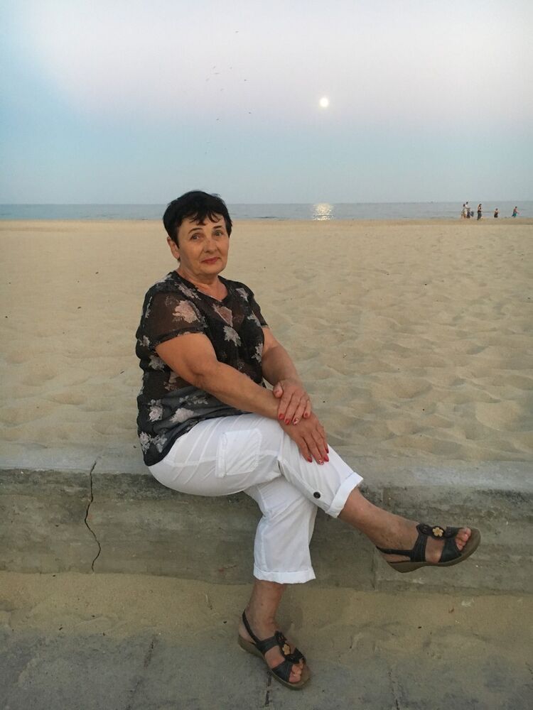  ,   Polina, 72 ,   ,   , c 