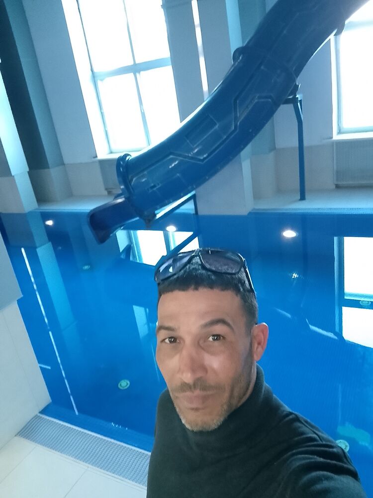  43767268  , 44 ,    