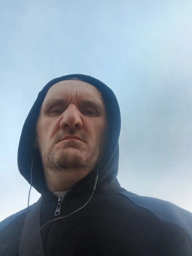  54291788  Xzeroo, 37 ,    