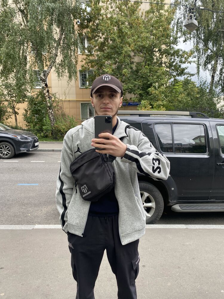  53845968  Kamil, 28 ,    