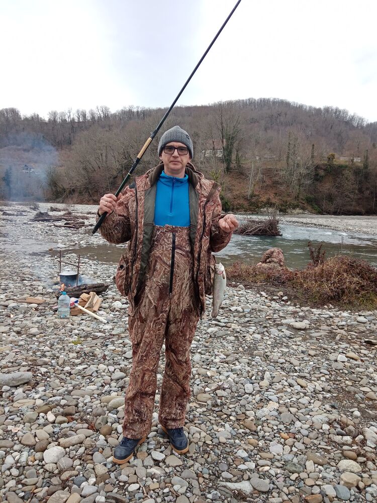  27355708  Alexander, 48 ,    