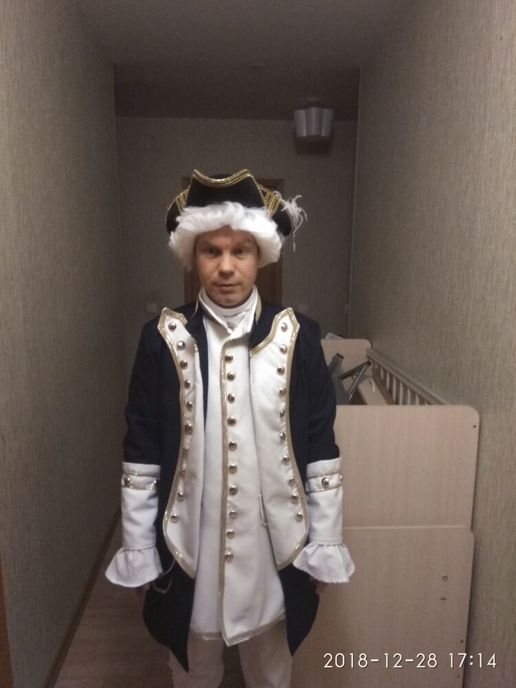  30772348  , 40 ,    --