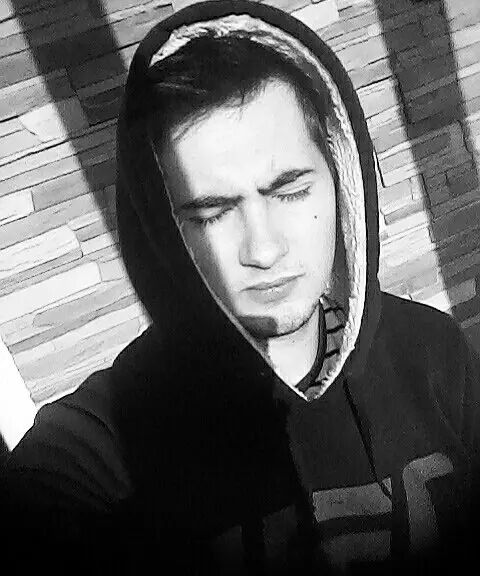  48797638  , 28 ,    