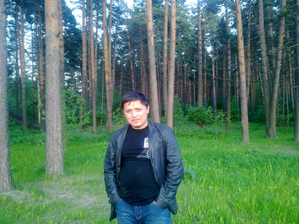  ,   Farhod, 33 ,   