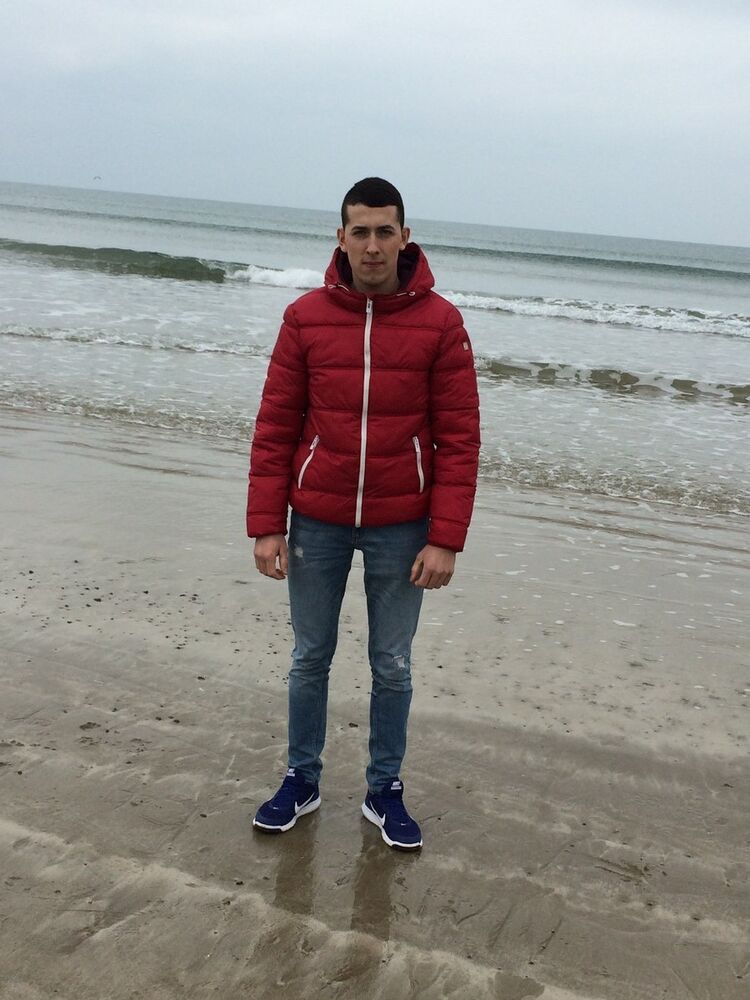  Clonmel,   Ivan, 39 ,   ,   , c 