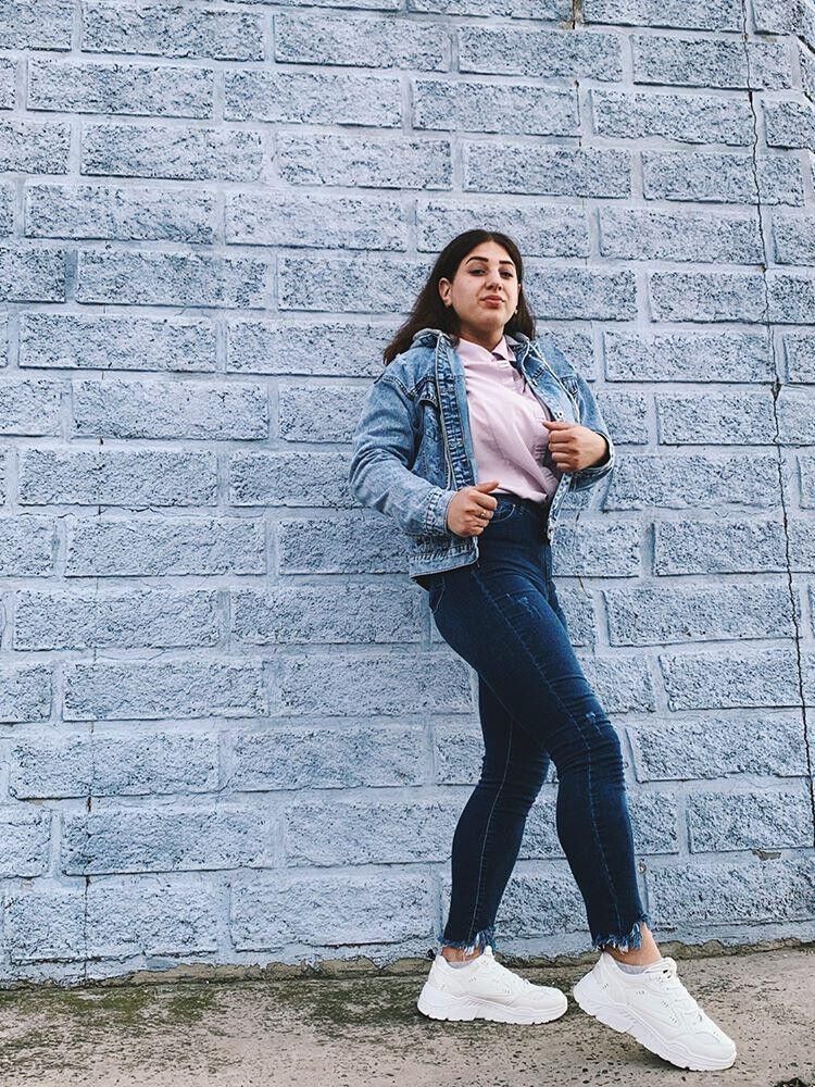  ,   Anita, 24 ,   ,   , c 