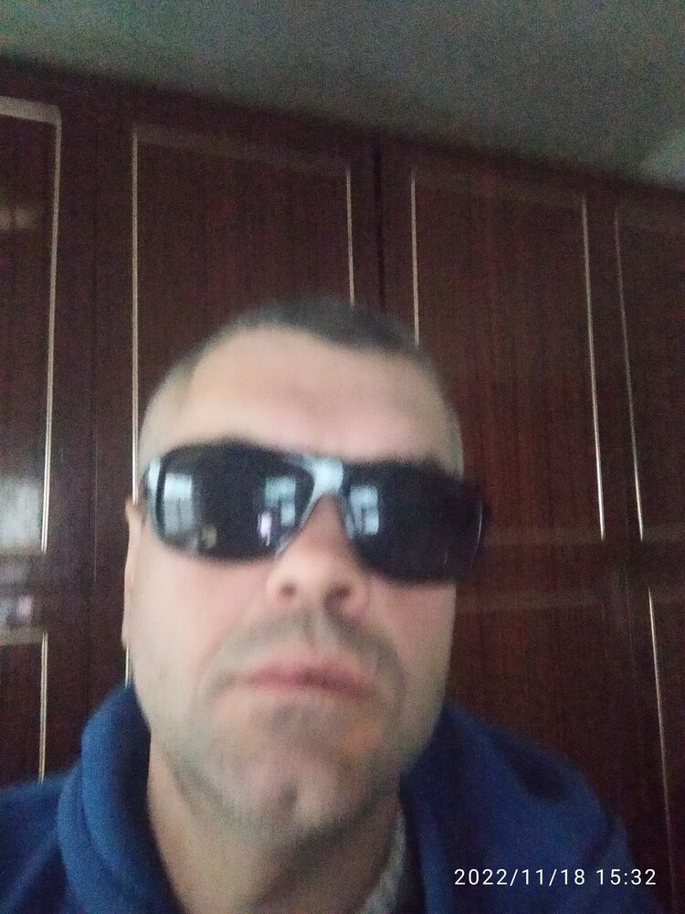  40296518  Nikolay, 36 ,     