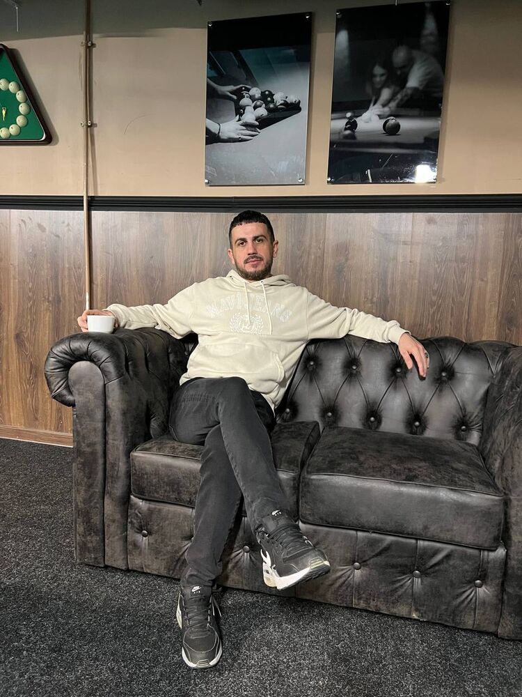 ���������� Algiers, ���� ������� Sief Eddine, 40 ���, ������������ ��� ������, ����� � ���������