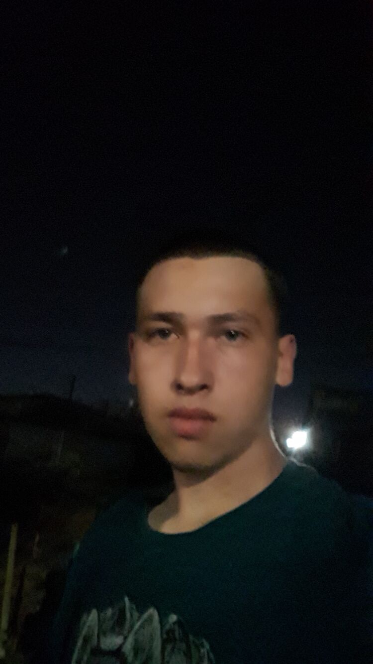  44478178  , 20 ,    -