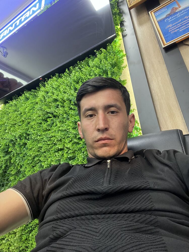  52972458  Oybek, 28 ,    