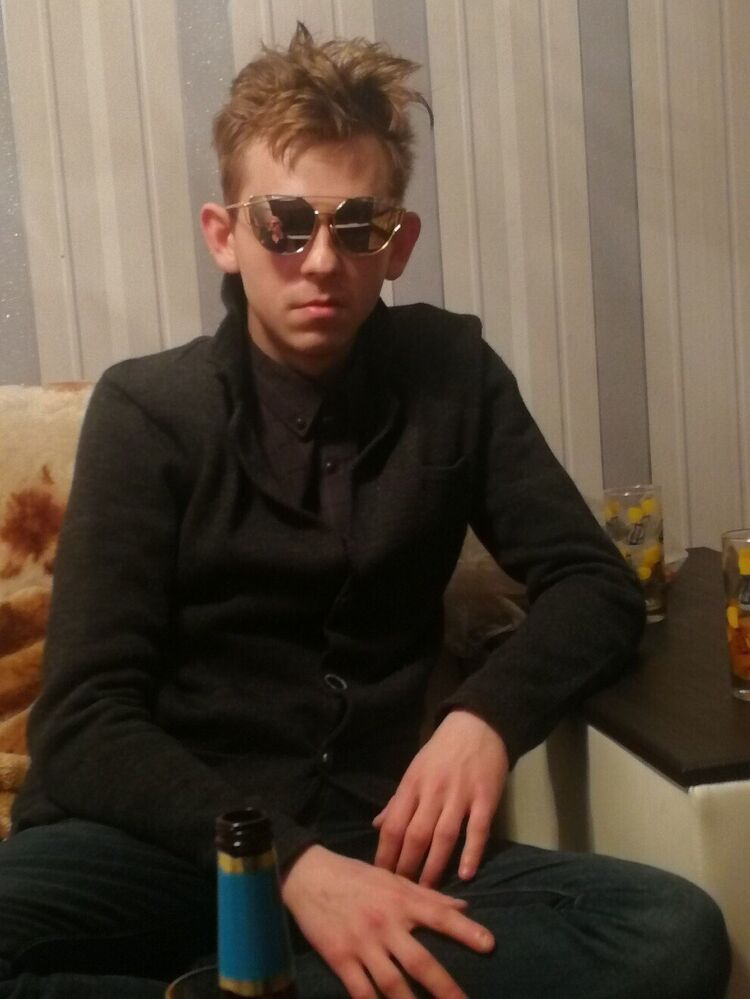  47785338  , 28 ,    