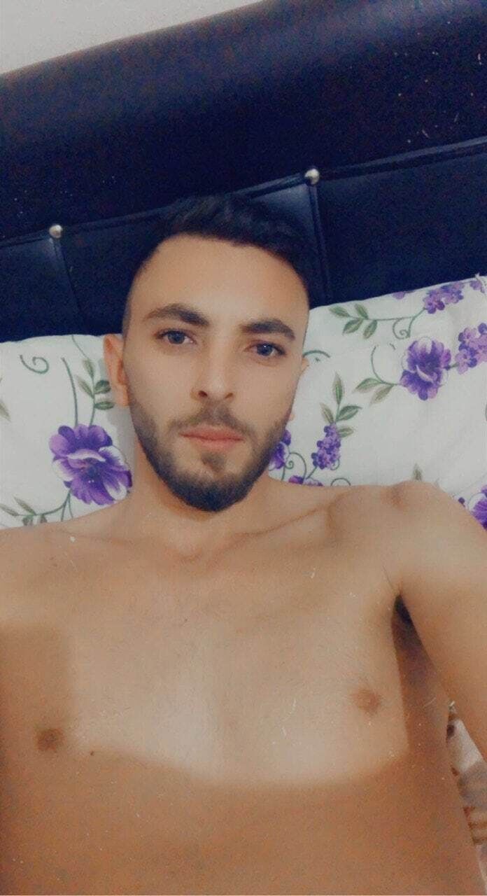  24677918  Anil, 29 ,    