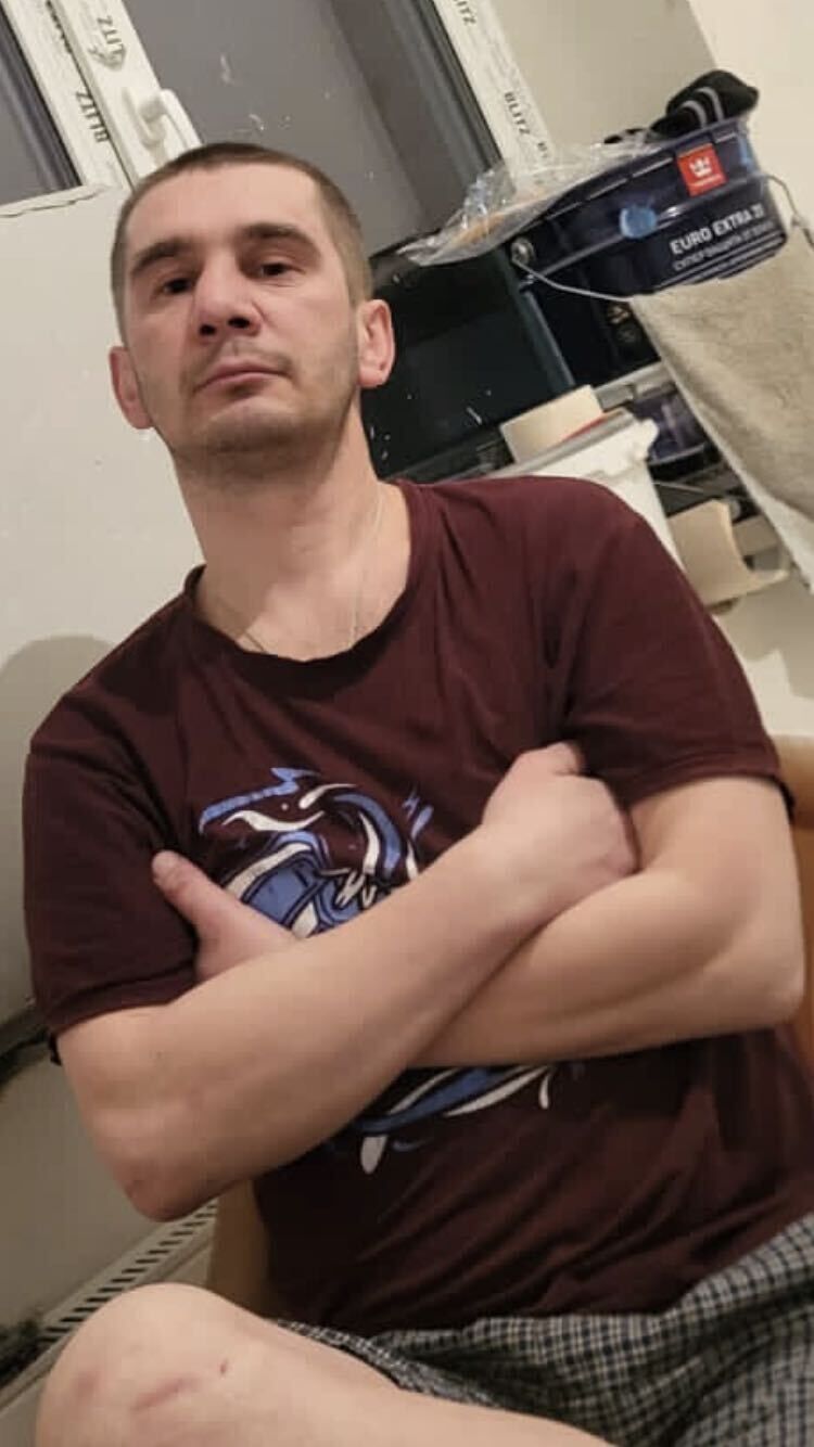  33243418  , 41 ,    