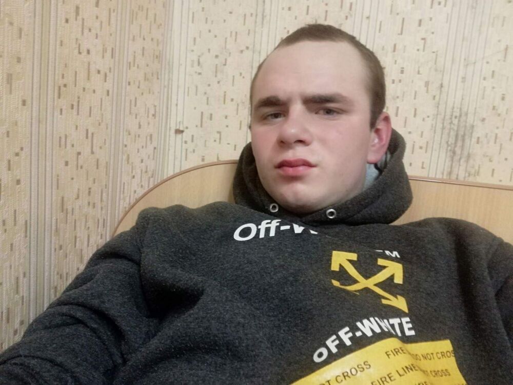  47649698  , 25 ,    