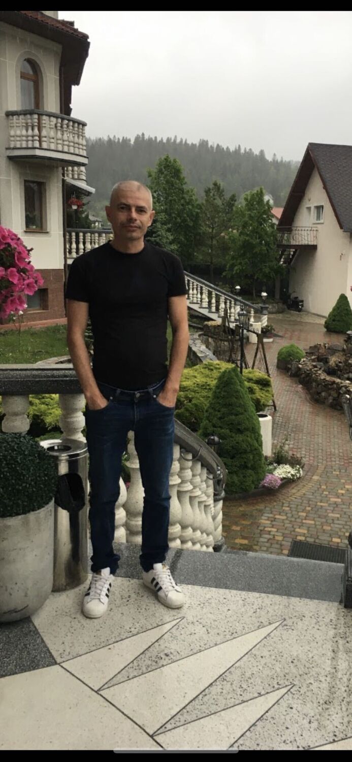  34771868  Anton, 44 ,    