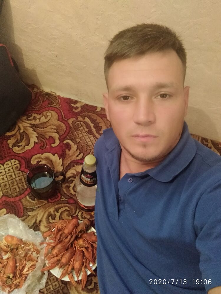  ,   Denys, 37 ,   ,   