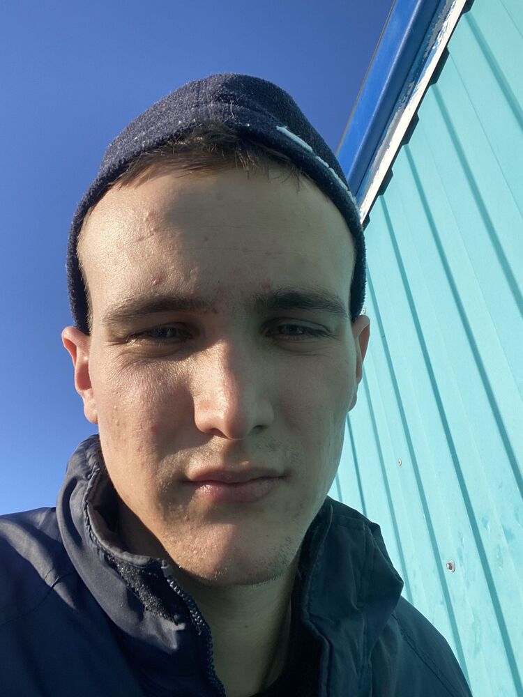  ,   Denis, 26 ,   ,   