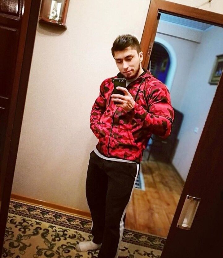  19035948  , 35 ,    