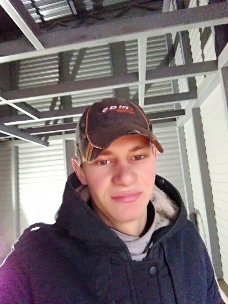 ,   Victor, 28 ,   ,   , c , 