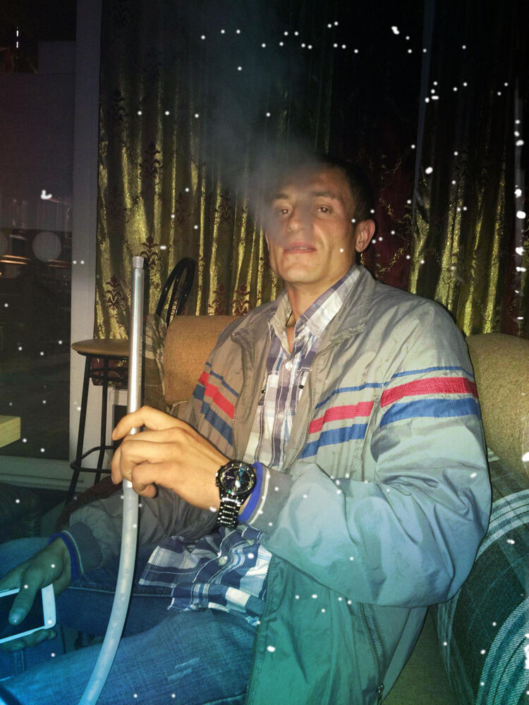  14438468  Nicolai, 32 ,    