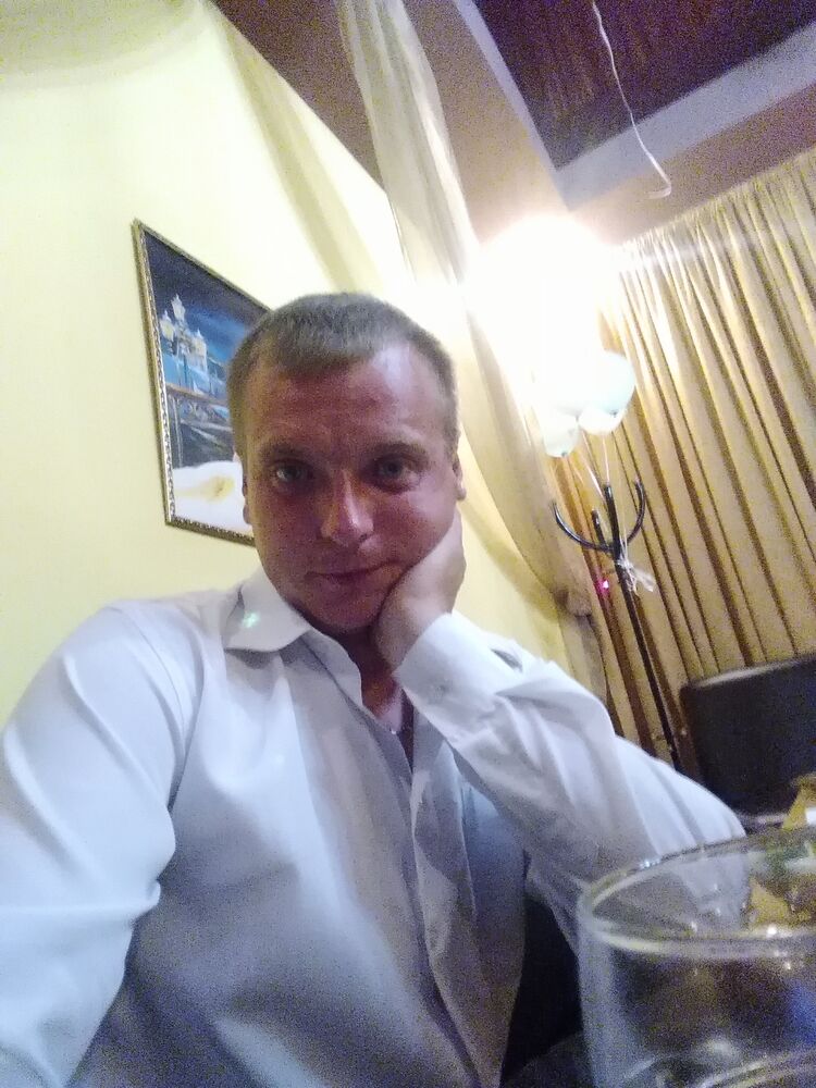  ,   Nikolay, 33 ,   