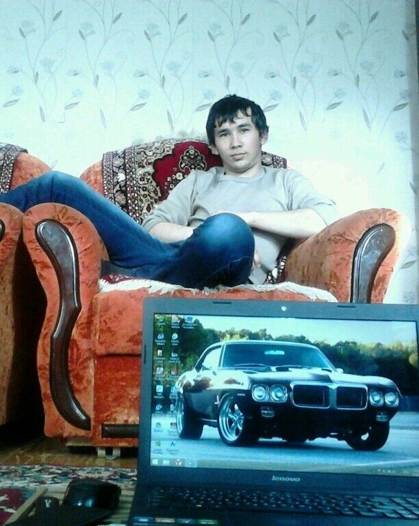  ,   Aliy, 32 ,   ,   , c 
