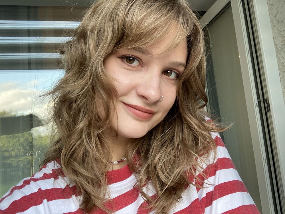  40570478  , 28 ,    -