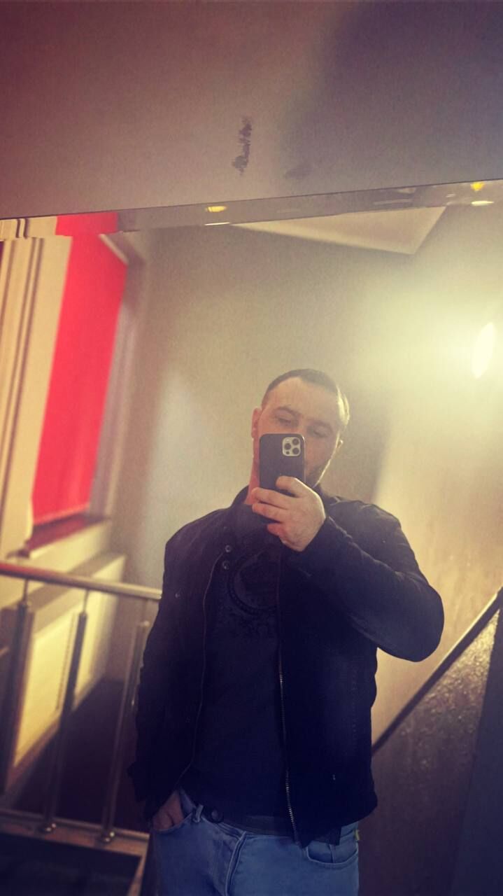  ,   Man, 28 ,   ,   