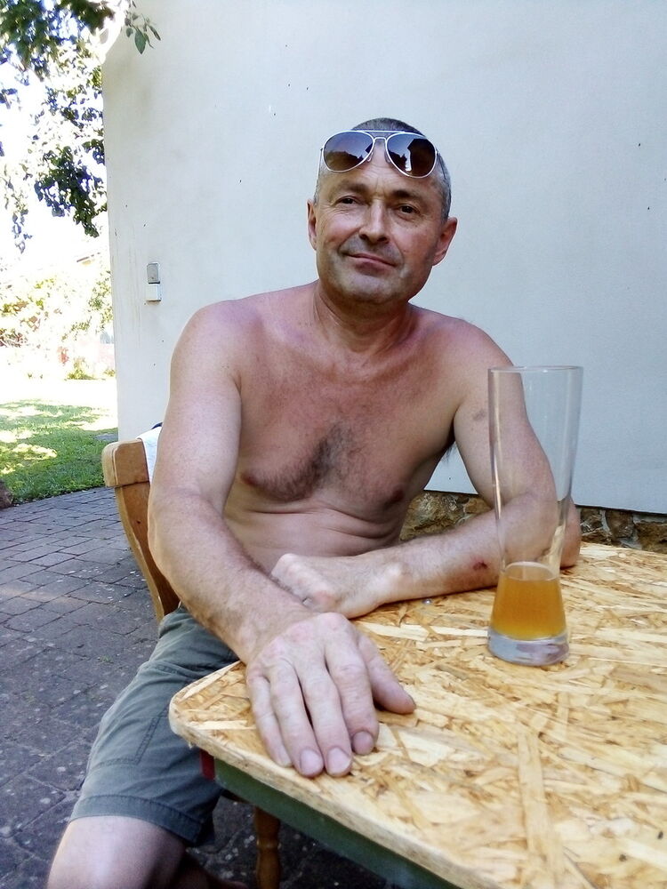  Sinsheim,   , 54 ,   ,   , c 